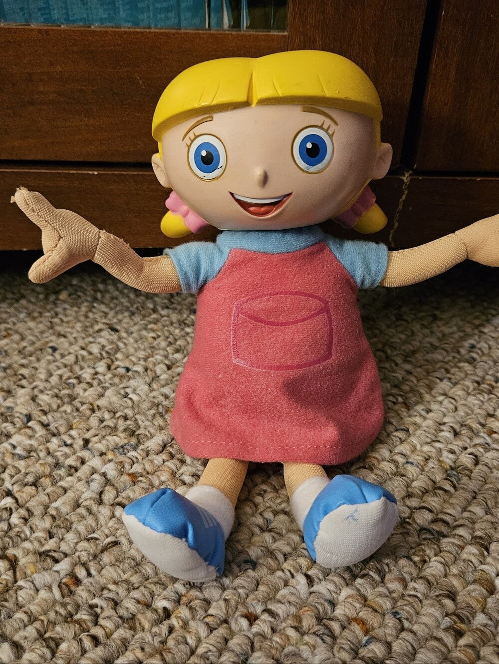Fisher Price Disney Little Einsteins Talking Singing Annie Doll